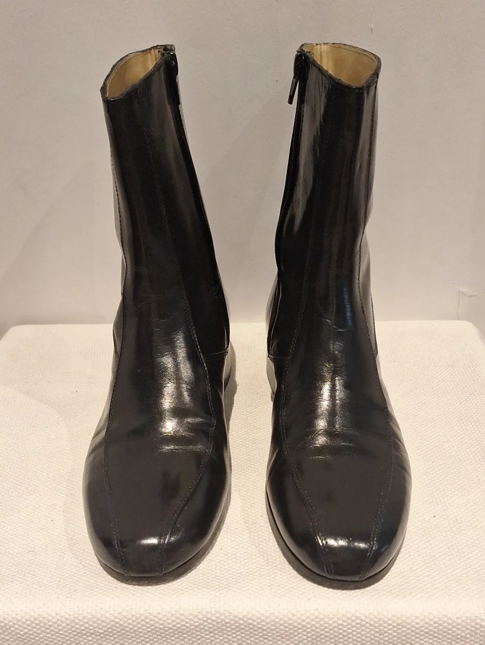 Nunn Bush Men's Black Leather Zip Ankle Boots